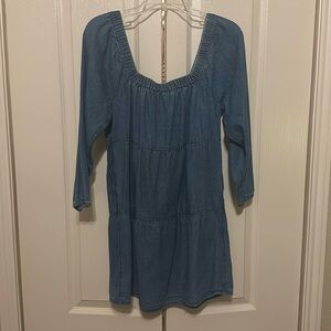 American eagle jean dress. Size small. In great condition.